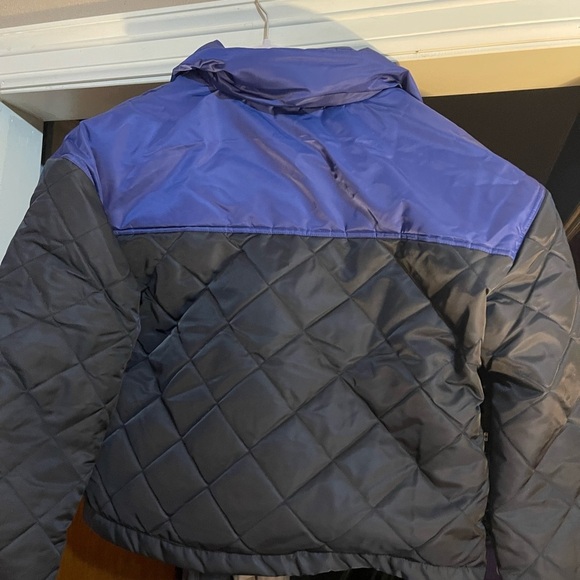 WEWOREWHAT Quilted Jacket - Black and Blue size small NWT Xmas gift - Picture 3 of 10
